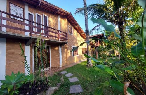Itamambuca House | Casa Rústica Alemã - 50m da praia