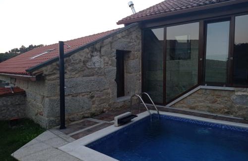 Quintans House | Casa rústica o busto