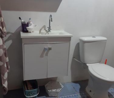 Garopaba House | Casa Rústica praia da Ferrugem próximo praia com piscina compartilhada