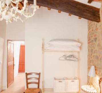 Suvereto Apartment | Casa Raffaella 2 Tuscan charm in medieval Suvereto