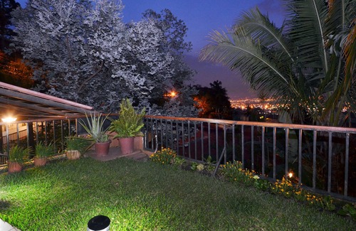 Escazu Apartment | Casa Reflejos City View