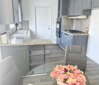 Visalia House | Casa Relajante