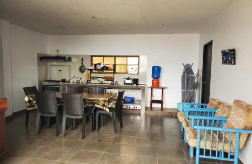 Puerto Baquerizo Moreno House | Casa Rentera D'Elias 1