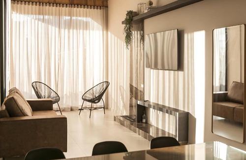 Nova Esperanca House | Casa Requinte, 4 suítes, piscina I