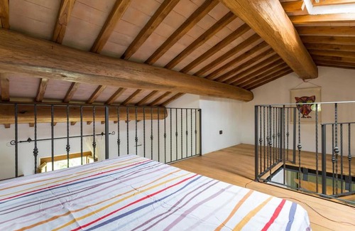 Pale House | Casa ridente nella valle del Menotre con giardino