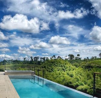 Pereira Villa | Casa RIO - Luxury Above the River