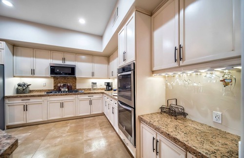 La Quinta House | Casa Riviera 5BR PGA West Estate Pool Fire Pit