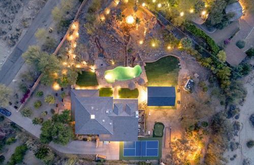 Palm Desert House | Casa Roca Experience Luxury Surrounded by Natural Desert Elements