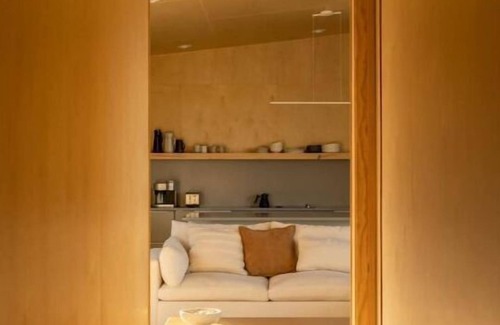Yosemite Lakes Cabin | Casa Roca: Modern Cabin in 17 Acres Near Yosemite