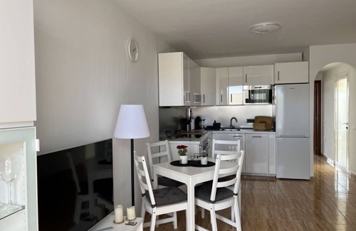 Bahia Calma Boat Rental | Casa Romana Comfortable holiday residence