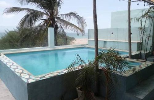 Puerto Yucalpeten House | Casa Rosa 2 bedroom beach fronted home with private pool