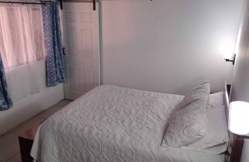 Leon Bed & Breakfast | Casa Rosada