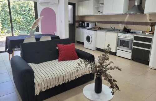Guaymallen Apartment | Casa Rubí - Encantador apartamento en Mendoza - Seguridad 24-7 - Cochera privada