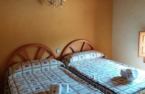 Moratalla Ski Chalet | Casa Rural 4 Personas, El Retiro Moratalla
