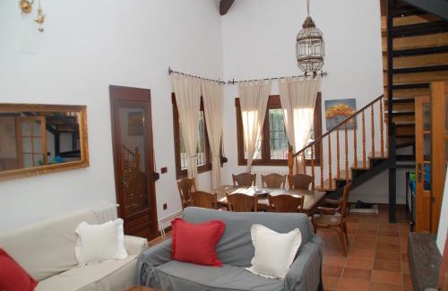 Sierra de Fuentes House | Casa rural Dalia