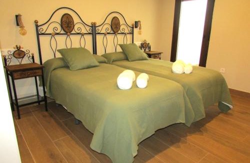 Navalcan House | Casa Rural El Parque
