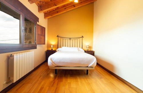 Ortigosa del Monte House | Casa rural La Venta Vieja II by CABANA Rentals