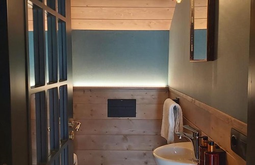 Sallent de Gallego Villa | Casa Sallent con bañera hidromasaje y jardín