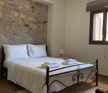 East Mani House | Casa SanGiorgio