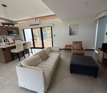 Tarcoles House | Casa Santoni