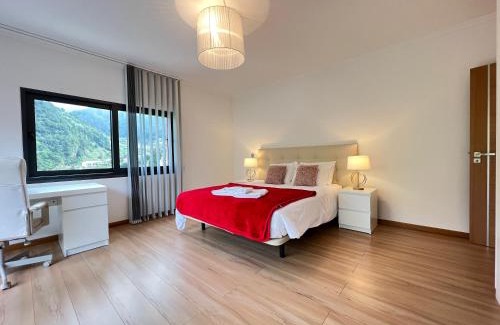 Sao Vicente Apartment | Casa Saramago by AnaLodges