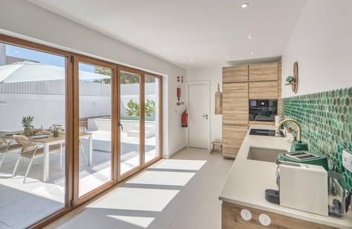 Ferragudo Ski Chalet | Casa Senang - Luxury house in Ferragudo with plunge pool