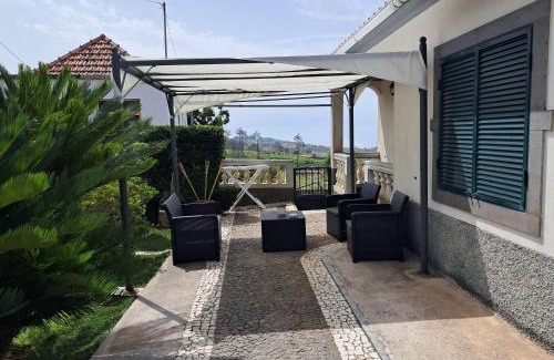 Faja da Ovelha House | Casa Sequeira