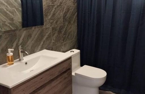 San Anton House | Casa Serena B, Modern Apt w. Private Jacuzzi