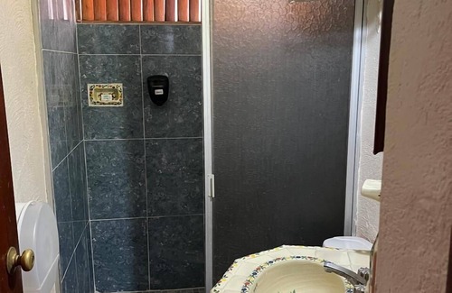 Crucecita Hotel | Casa Shaguibá