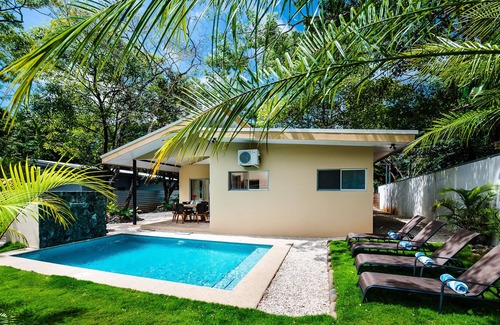 Paraiso Villa | Casa Shubha -- Newly built family villa with private pool, 5 min from the beach!