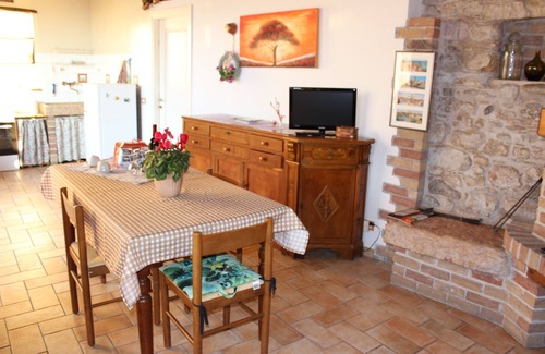 Albisano Apartment | Casa Silvia II near Torri del Benaco