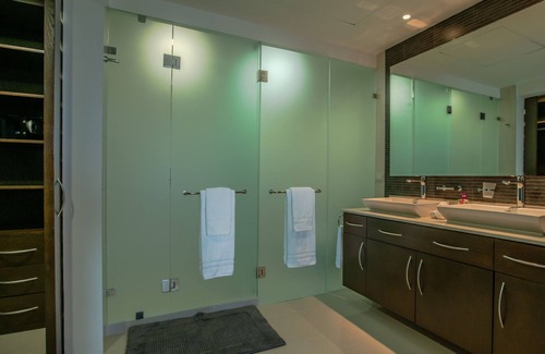 Puerto Juarez Condo | Casa Sky Penthouse Mareazul 2 Bedroom Condo by RedAwning