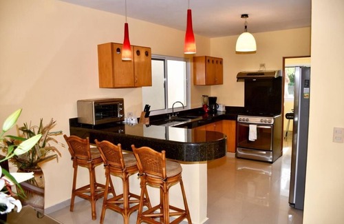 Villa Juarez Villa | Casa Sol 4 Bedroom Villa with pool close to the beach