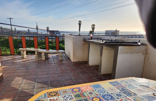 La Fonda Cabin | Casa Sol, a Cozy retreat by the beach