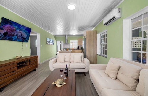 Washington House | Casa Sol Stylish 4 BR Villa with Private Pool