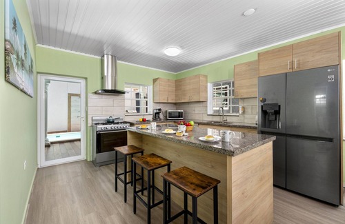 Washington House | Casa Sol Stylish 4 BR Villa with Private Pool