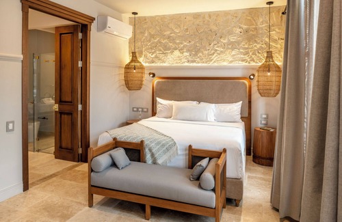 Cartagena Walled City Hotel | Casa Sonara