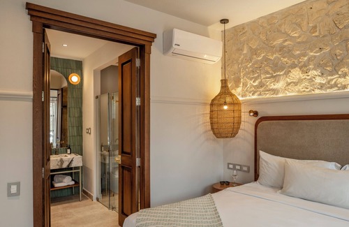 Cartagena Walled City Hotel | Casa Sonara
