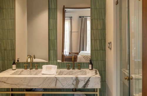 Cartagena Walled City Hotel | Casa Sonara