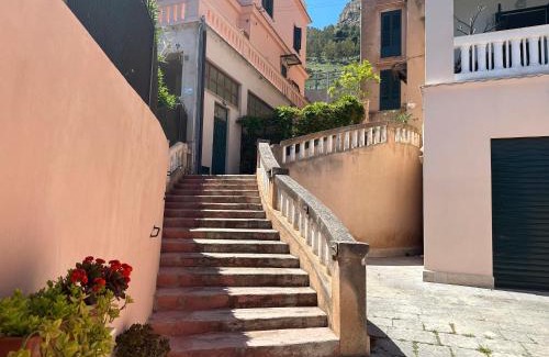Sferracavallo Apartment | Casa Stella Splendida Villa sul Mare