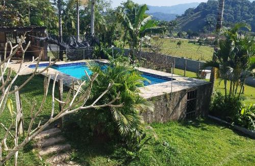 Pomerode House | Casa Suíça família 5 pessoas nr4 Suite master