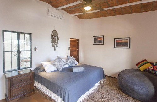 North End House | Casa Tecolote