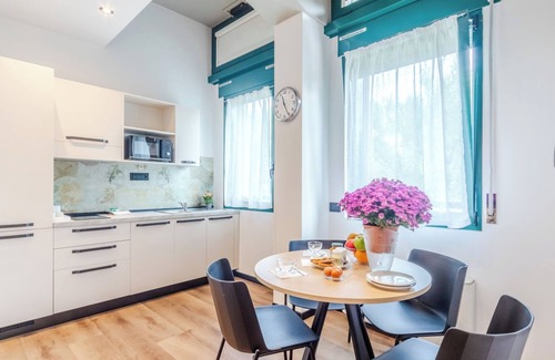 San Donato Apartment | Casa Temporanea