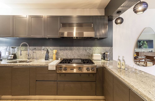 La Condesa Apartment | Casa Tenancingo by Kukun