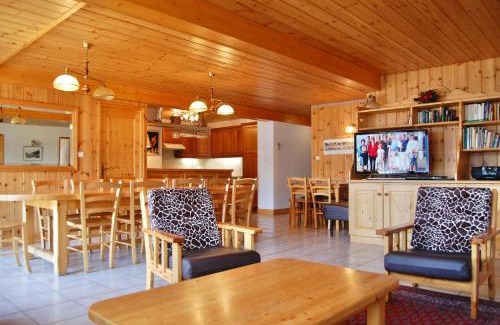 Champagny-en-Vanoise Ski Chalet | Casa-Tour du Merle N° 2