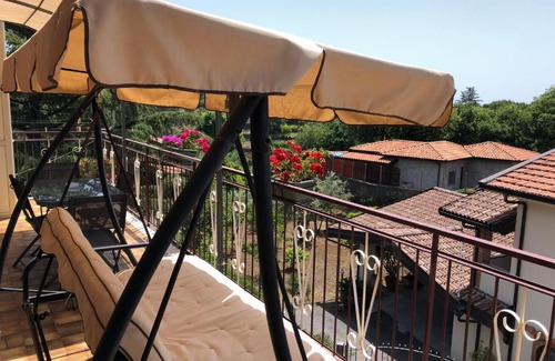 Pedara House | Casa Vacanze "Sotto il Vulcano"