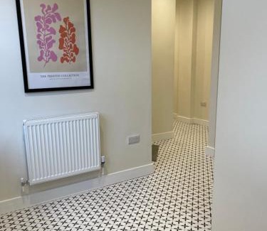 Chesterfield House | Casa Vault