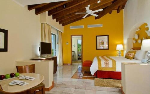 Marina Vallarta Resort | Casa Velas Adults Only All Inclusive
