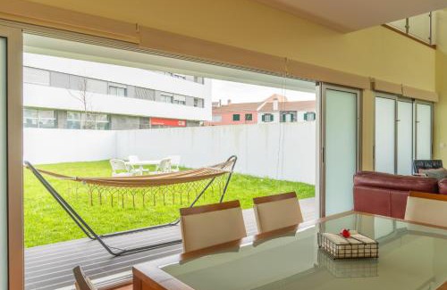 Ribeira Grande Villa | Casa verde