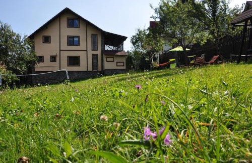 Bran Villa | Casa Veveritelor